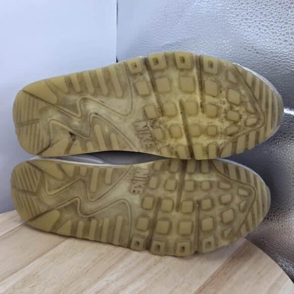 Size 8.5W Nike Air Max 90 Futura ‘White Light Bone’ DM9922-102 - Picture 8 of 9